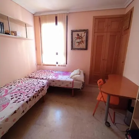 Edificio Trovador * إشبيلية